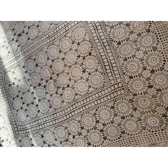 Vintage Crocheted Tablecloth 42 x 68 inches - Picture 1 of 6